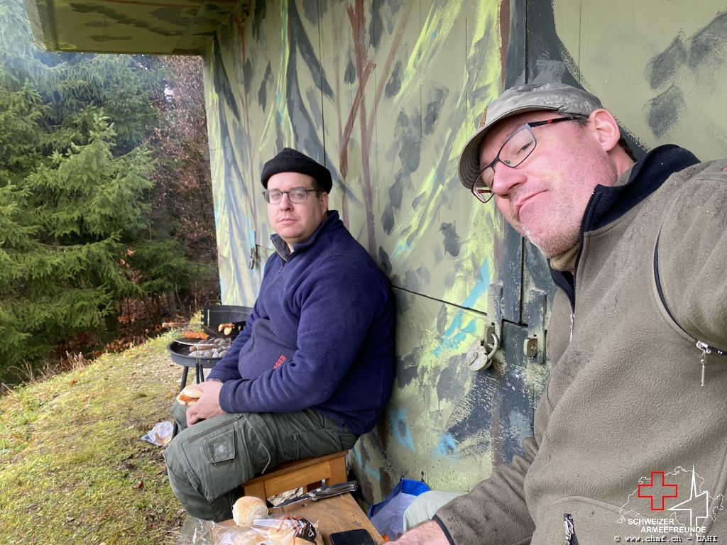 Tobias und Daniel beim Mittagessen